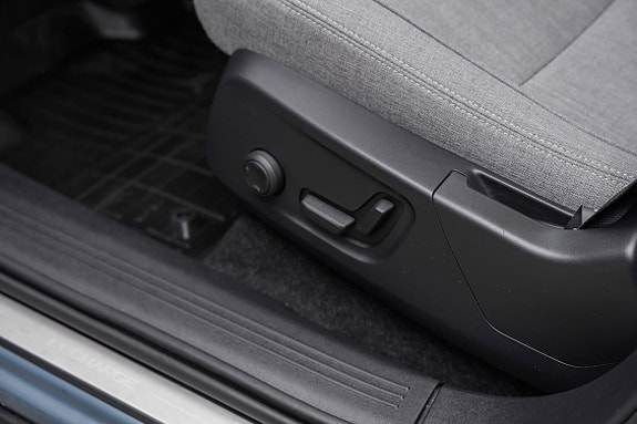 Volvo C40 12 of 27
