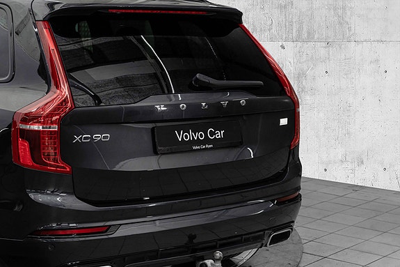 Volvo XC90 6 of 30