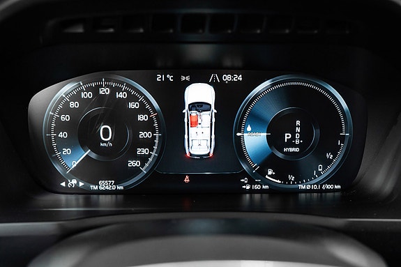 Volvo XC90 17 of 30