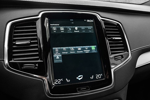Volvo XC90 20 of 30