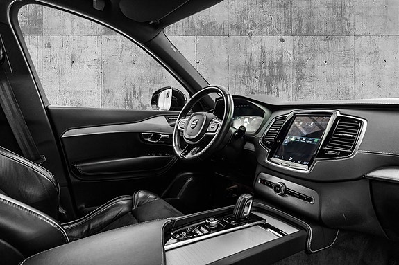 Volvo XC90 28 of 30