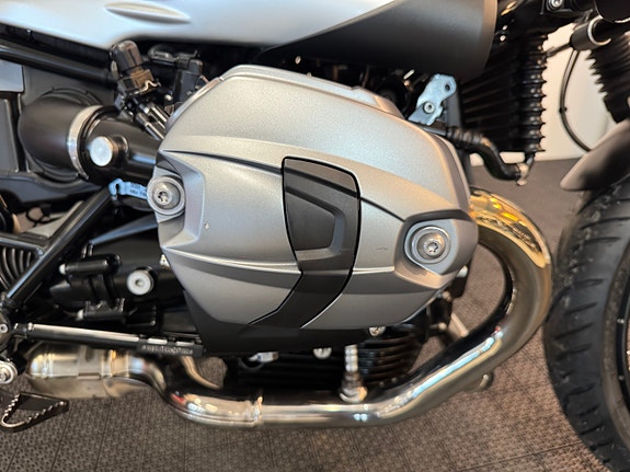 BMW R nineT Scrambler *** AKRAPOVIC * LAV KM.STAND * NYE DEKK * SERVICE/GARANTI *** 27 of 30