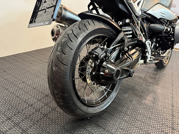 BMW R nineT Scrambler *** AKRAPOVIC * LAV KM.STAND * NYE DEKK * SERVICE/GARANTI *** 13 of 30