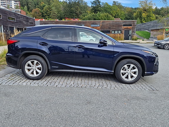 Lexus RX450h 4 of 26
