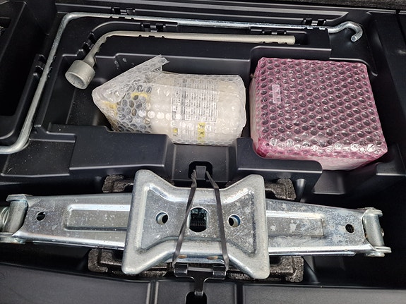 Lexus RX450h 24 of 26