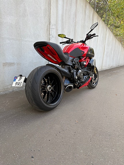 Ducati Diavel 1260S 4 of 19