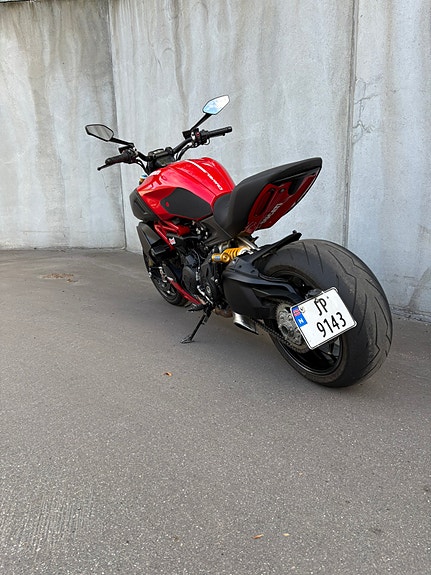Ducati Diavel 1260S 8 of 19