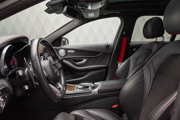 Mercedes-Benz C450 23 of 30