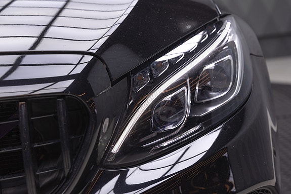 Mercedes-Benz C450 5 of 30
