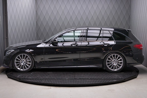 Mercedes-Benz C450 9 of 30