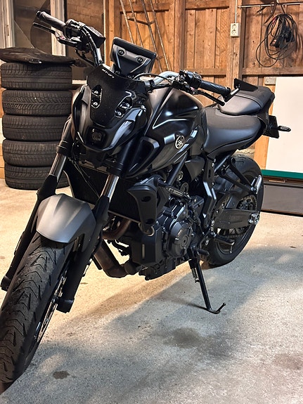 Yamaha MT-07 5 of 15