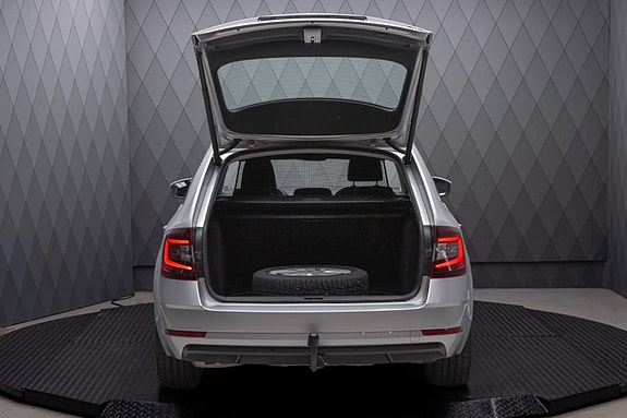Skoda Octavia 10 of 25