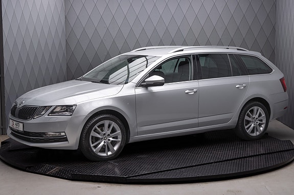 Skoda Octavia 2 of 25