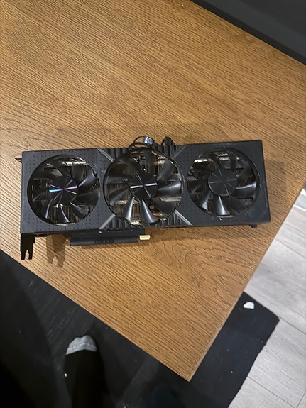 Nvidia GeForce RTX 3090 skjermkort med trippel vifte - HP OEM