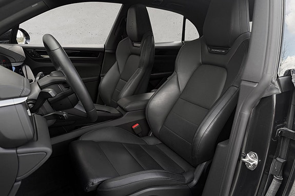Porsche Macan 19 of 30