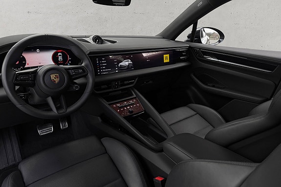 Porsche Macan 24 of 30