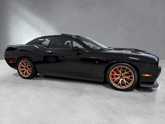 Dodge Challenger 2 of 30