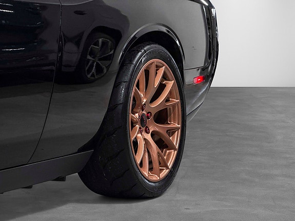 Dodge Challenger 10 of 30