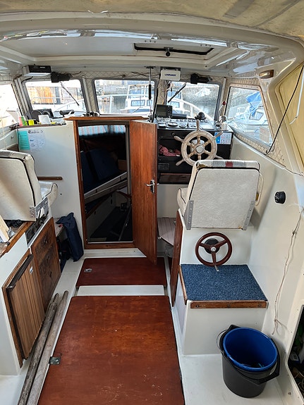 Grei turbåt, uten aktercabin, behov for oppgradering 7 of 7