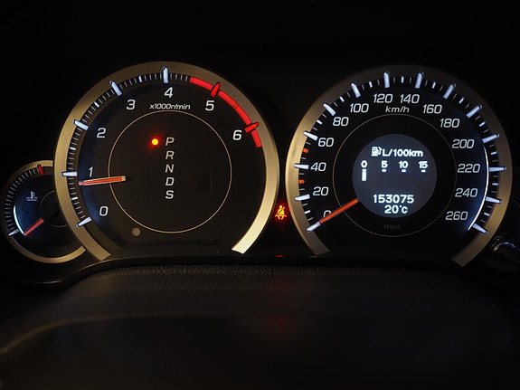 Honda Accord 19 of 30