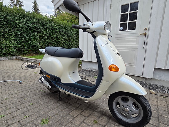 Vespa 50 13 of 13