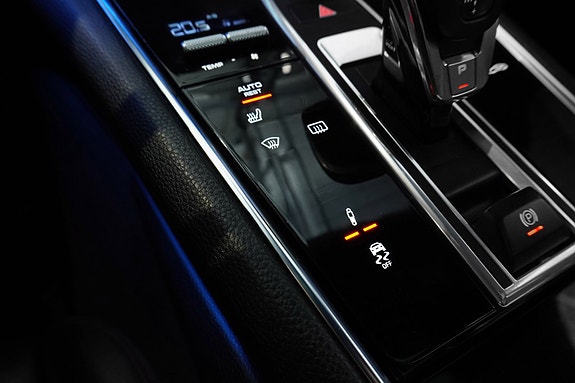 Porsche Panamera 24 of 30