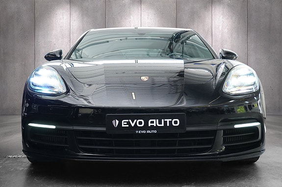 Porsche Panamera 5 of 30