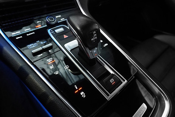 Porsche Panamera 22 of 30
