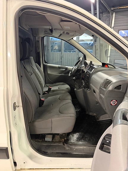Citroen Jumpy 18 of 23