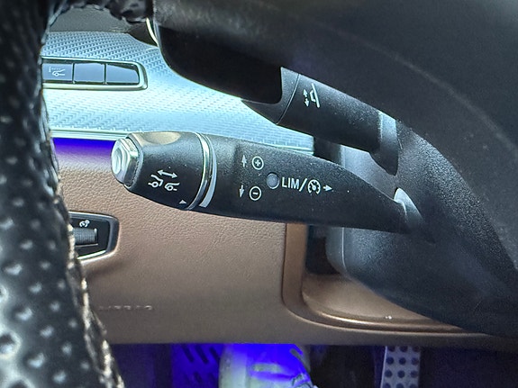 Mercedes-Benz E220 d 11 of 30