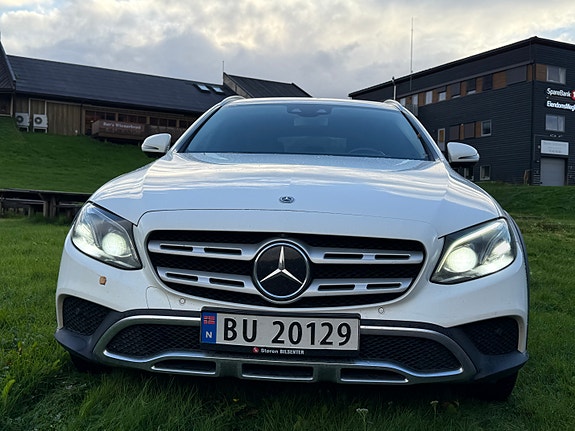 Mercedes-Benz E220 d 4 of 30
