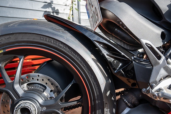 Ducati Panigale 1299 S – Nye Rosso-dekk – Nylig service 17 of 18