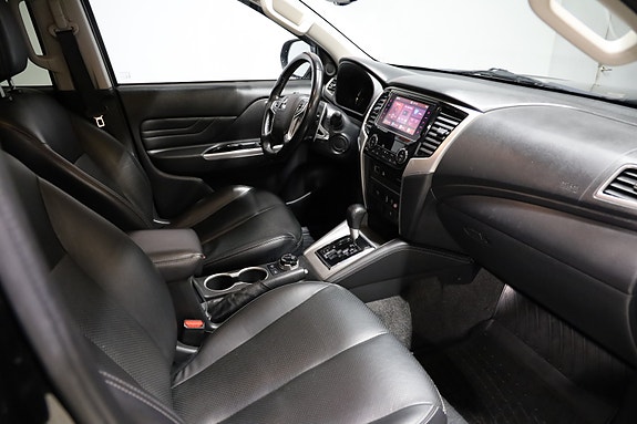 Mitsubishi L200 8 of 9