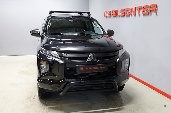 Mitsubishi L200 2 of 9