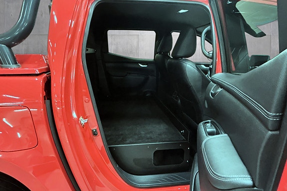 Mercedes-Benz X350 d 16 of 26