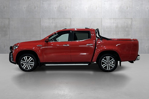 Mercedes-Benz X350 d 2 of 26