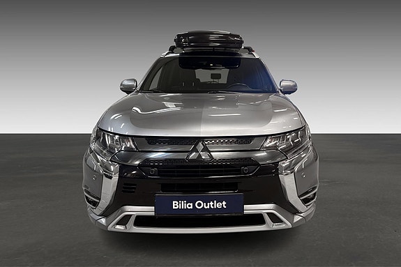 Mitsubishi Outlander 2 of 25