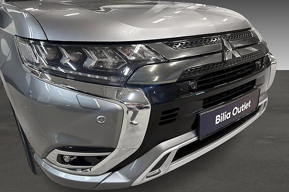 Mitsubishi Outlander 3 of 25