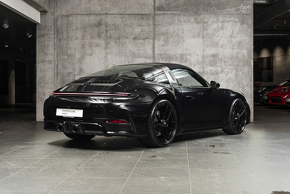 Porsche 911 10 of 30