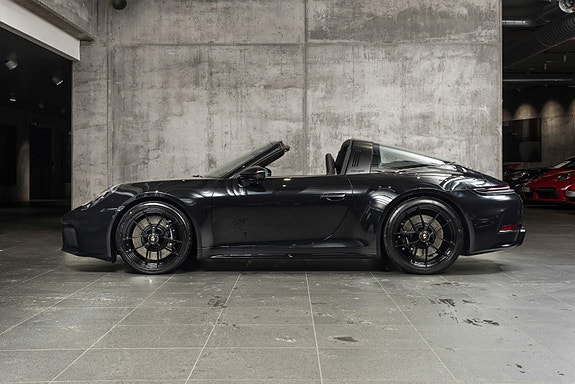 Porsche 911 7 of 30