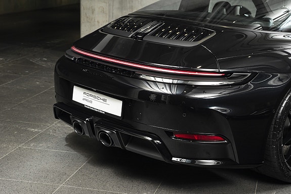 Porsche 911 11 of 30
