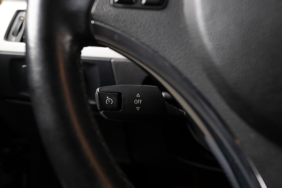 BMW 320d 11 of 17