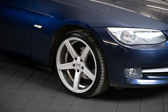 BMW 320d 6 of 17