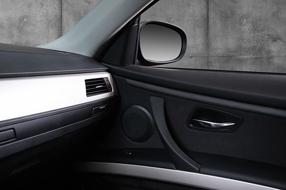 BMW 320d 16 of 17