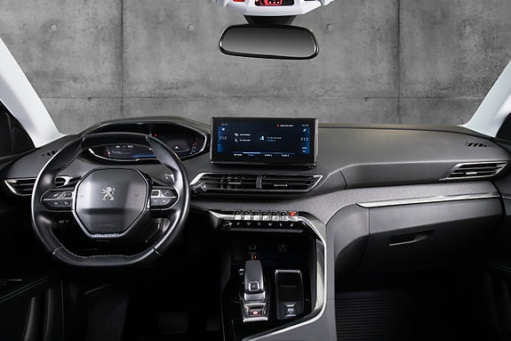 Peugeot 5008 9 of 22