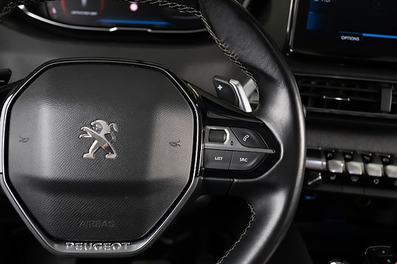 Peugeot 5008 17 of 22