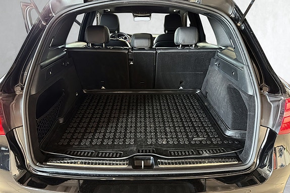 Mercedes-Benz GLC220 d 26 of 26