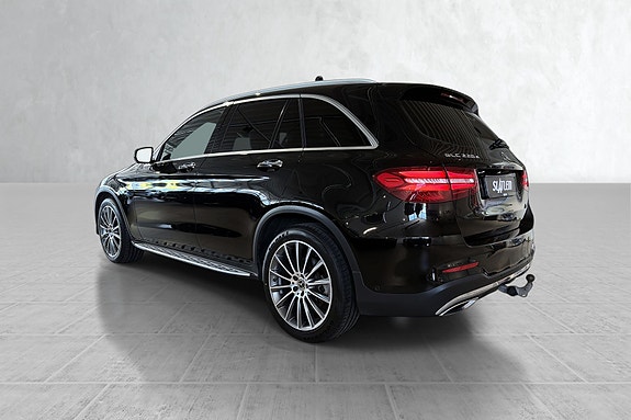 Mercedes-Benz GLC220 d 2 of 26