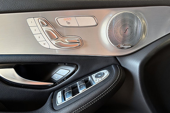 Mercedes-Benz GLC220 d 23 of 26