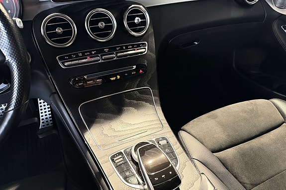 Mercedes-Benz GLC220 d 18 of 26